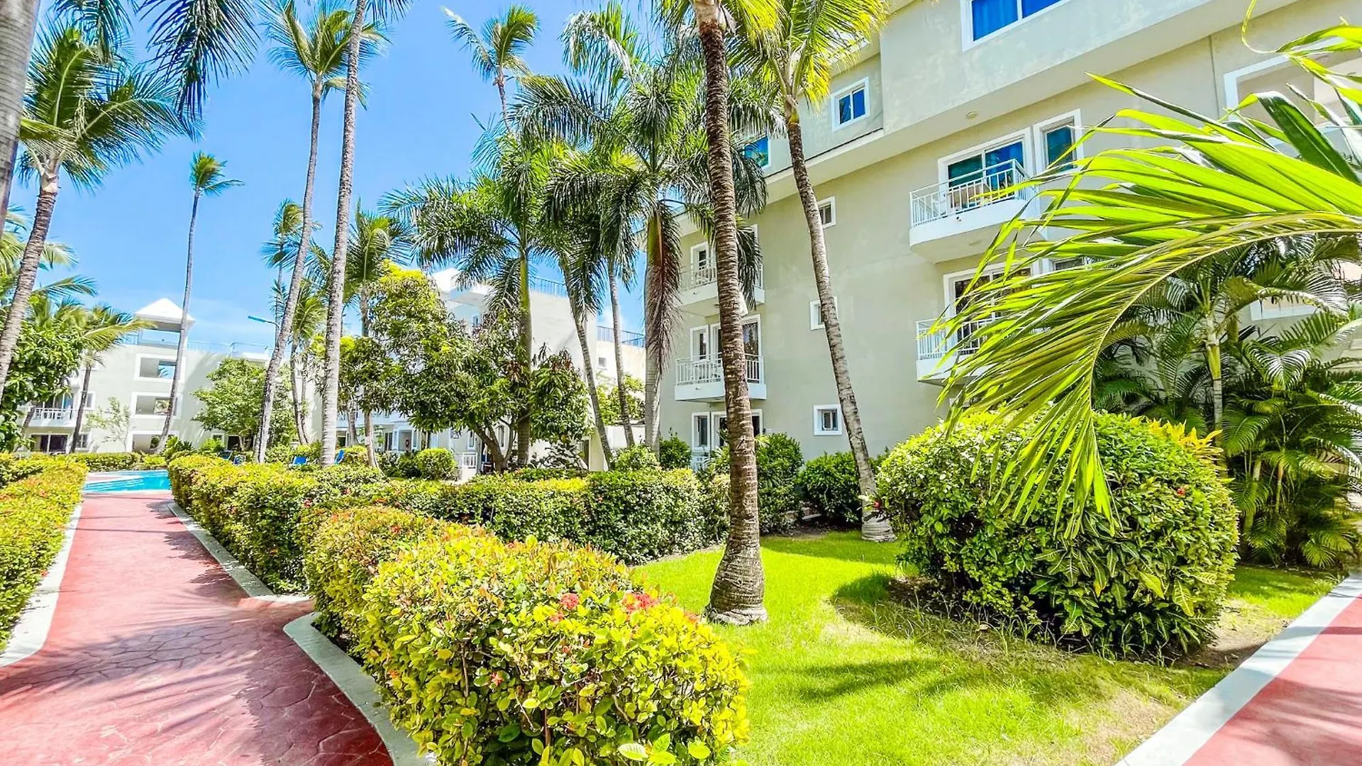 Swimming Pool Studios Suites In Bavaro Beach Club & Spa Punta Cana